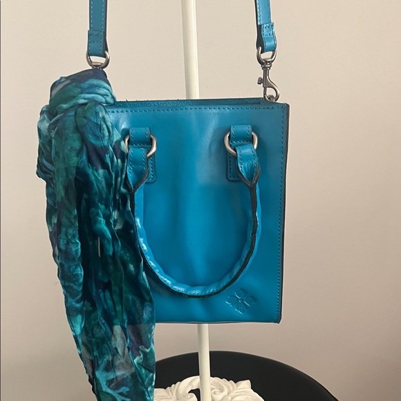Patricia Nash Vibrant Blue Crossbody Bag - Picture 2 of 6
